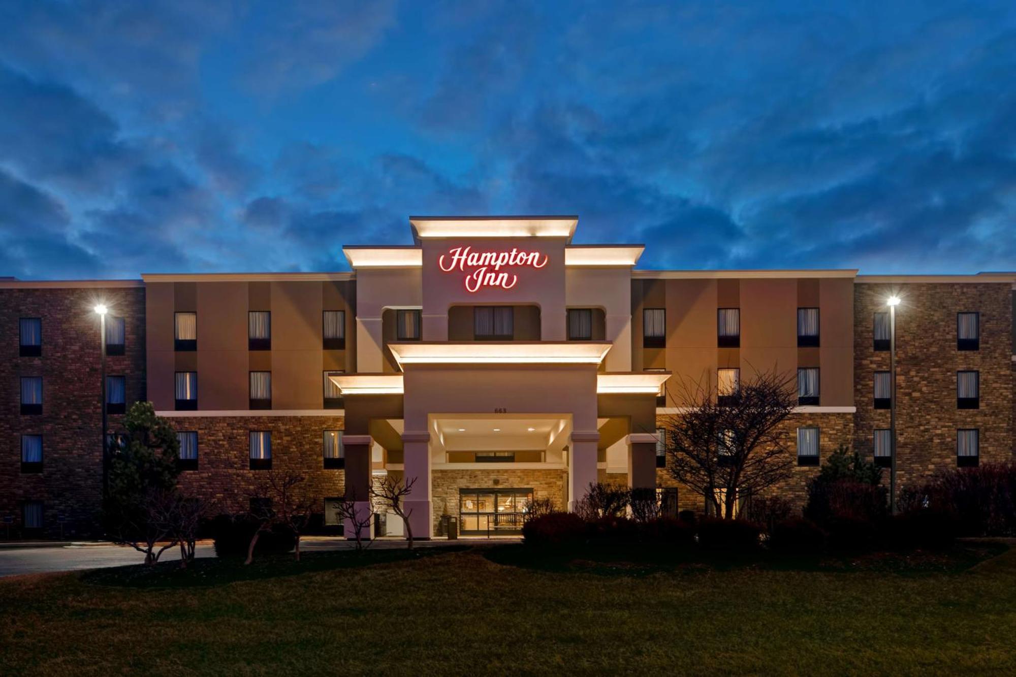 Hampton Inn Dekalb - Near The University Exterior foto